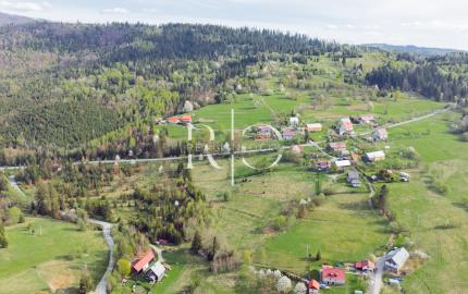 Na predaj dva investičné pozemky v obci Oščadnica, Čadca
