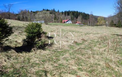 Na predaj dva investičné pozemky v obci Oščadnica, Čadca