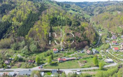 Na predaj tri stavebné pozemky v obci Dlhé Pole, okr. Žilina