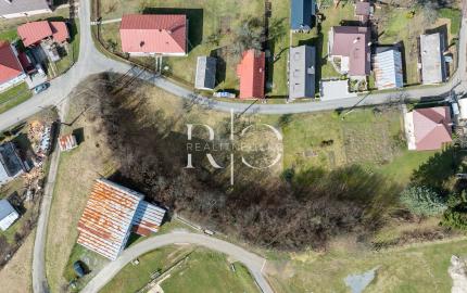 Na predaj Stavebný pozemok 1216 m2  , Mýto pod Ďumbierom