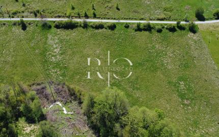 Na predaj:  pozemok v obci Stožok – časť Vyletelovci