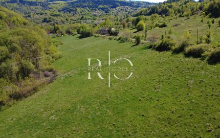 Na predaj:  pozemok v obci Stožok – časť Vyletelovci