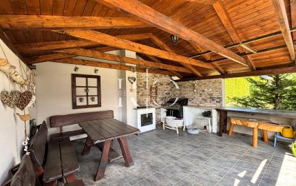 Na predaj rodinný dom s bazénom v lokalite Spišský Štvrtok