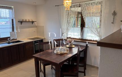 Na predaj rodinný dom s bazénom v lokalite Spišský Štvrtok