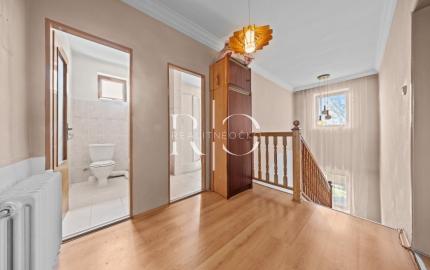 Na predaj rodinný dom s bazénom, Dvory nad Žitavou