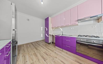 Na predaj rodinný dom s bazénom, Dvory nad Žitavou