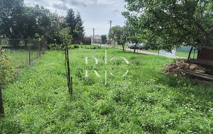 Stavba + pozemky na predaj v obci Košeca, okr. Ilava