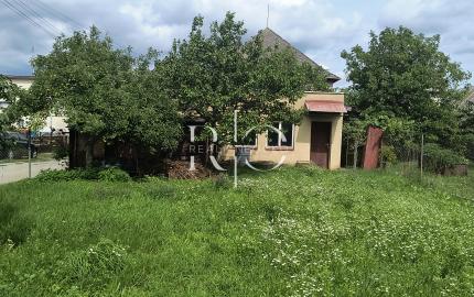 Stavba + pozemky na predaj v obci Košeca, okr. Ilava