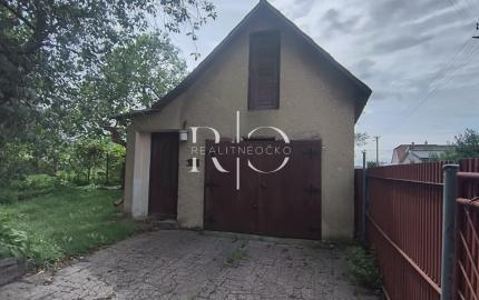 Stavba + pozemky na predaj v obci Košeca, okr. Ilava