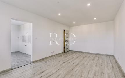 Na predaj zrekonštruovaný 2-izb. byt, Rúbanisko-Lučenec