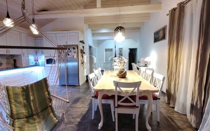 Na predaj EXKLUZÍVNA Vila v lokalite Veľký Slavkov