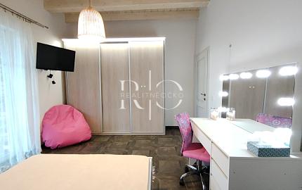 Na predaj EXKLUZÍVNA Vila v lokalite Veľký Slavkov