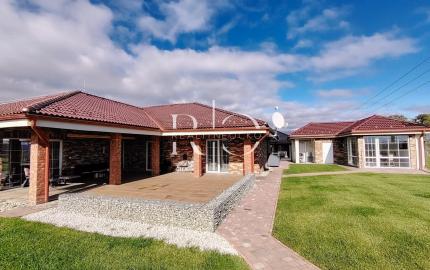 Na predaj EXKLUZÍVNA Vila v lokalite Veľký Slavkov