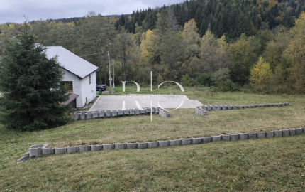 Na Predaj Drevodom  Bacuch, okr.Brezno