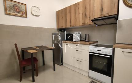 Na prenájom 3- izbový byt v centre  Banskej Bystrice