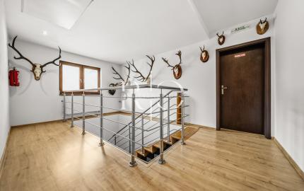 Na predaj   RD  s polyfunkciou, - okr. Zvolen