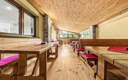 Na predaj   RD  s polyfunkciou, - okr. Zvolen