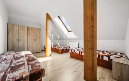 Na predaj   RD  s polyfunkciou, - okr. Zvolen