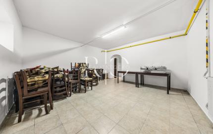 Na predaj   RD  s polyfunkciou, - okr. Zvolen