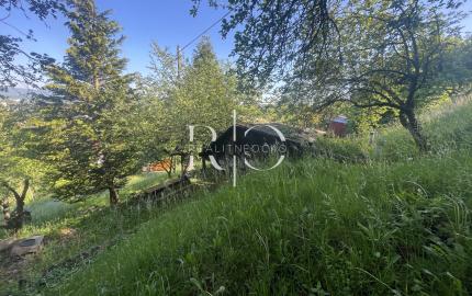 Záhradná chatka s pozemkom  Zvolen – Môťová