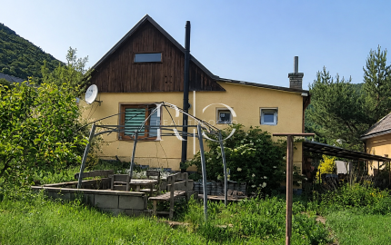 Na predaj rodinný dom, obec Zliechov, okr. Ilava