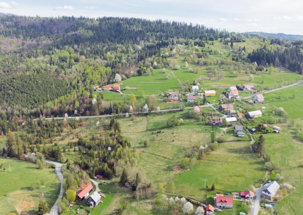 Na predaj dva investičné pozemky v obci Oščadnica, Čadca