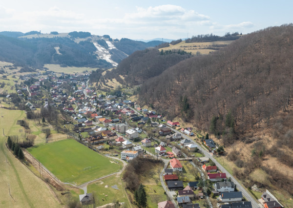 Na predaj Stavebný pozemok 1216 m2  , Mýto pod Ďumbierom