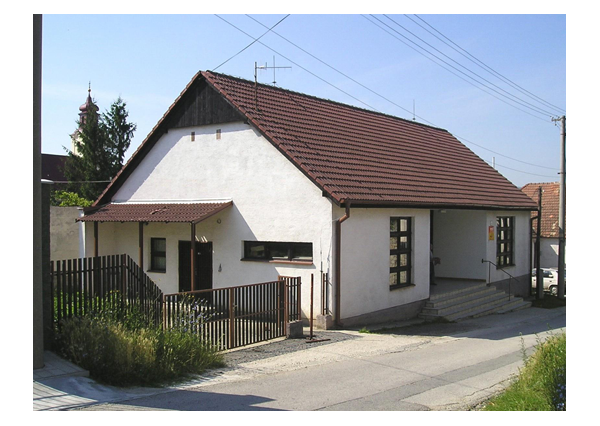 Na predaj samostatne stojaca budova - Trstín