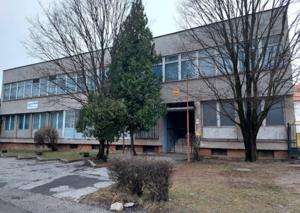 Na predaj samostatná budova - Jelšava