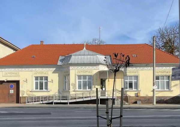 Na predaj samostatne stojaca budova + pozemok - Veľký Meder