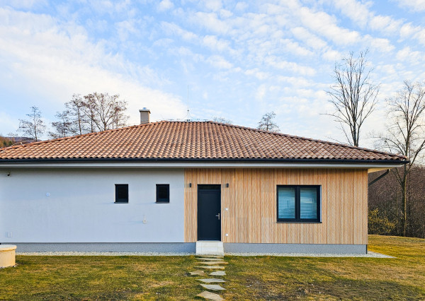 Na predaj nadštandartný rodinný dom , Kokošovce okr. Prešov