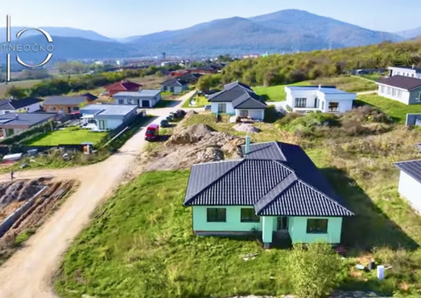 Na predaj novostavba s pozemkom, Rožňava