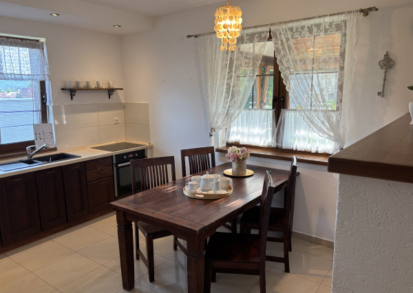 Na predaj rodinný dom s bazénom v lokalite Spišský Štvrtok