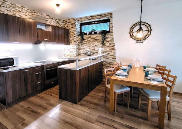 Zľava 10.000 ! predaj, 3 izbový  zariadený Byt , Vysoké Tatry