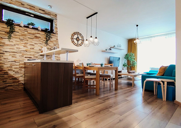 Zľava 10.000 ! predaj, 3 izbový  zariadený Byt , Vysoké Tatry