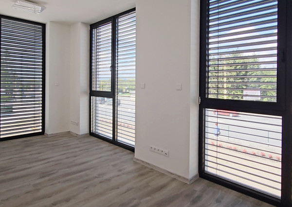 Na prenájom 2x 2izb byt a kancelária, Prešov