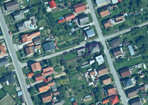 Stavba + pozemky na predaj v obci Košeca, okr. Ilava