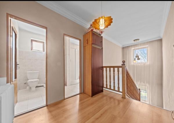 Na predaj rodinný dom s bazénom, Dvory nad Žitavou