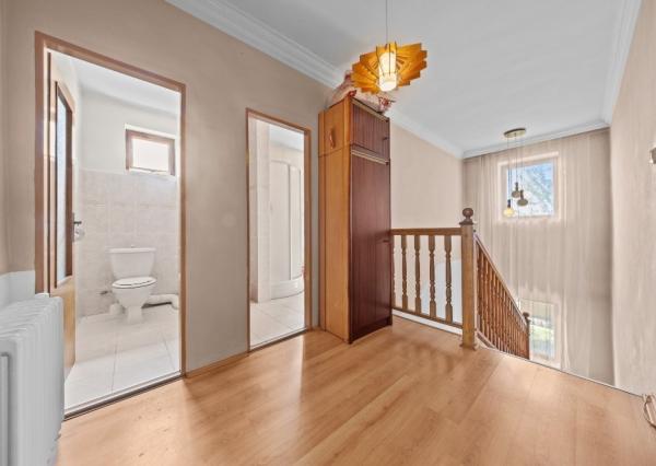 Na predaj rodinný dom s bazénom, Dvory nad Žitavou