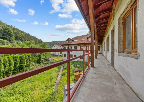 Na predaj Apartmánový dom v Trenčianskych Tepliciach,Trenčín