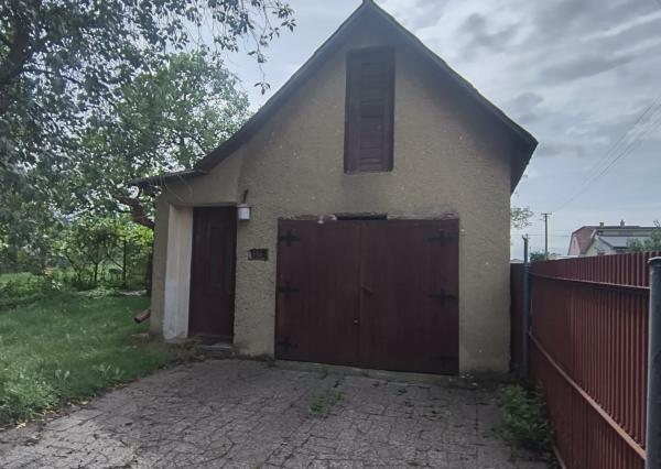 Stavba + pozemky na predaj v obci Košeca, okr. Ilava