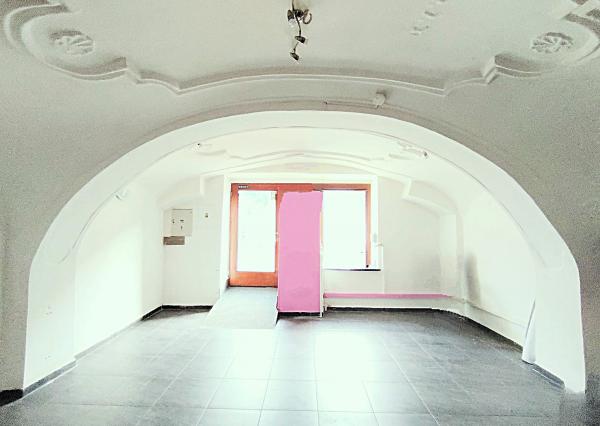 prenájom, priestor na podnikanie v centre Kežmarku, 300/mes.