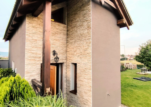 Na predaj rodinný dom s bazénom v lokalite Spišský Štvrtok