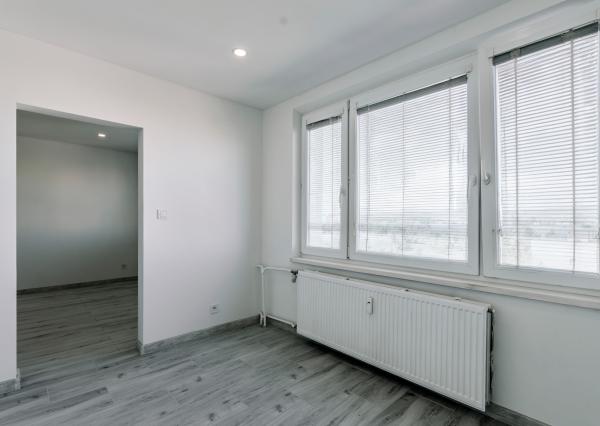 Na predaj zrekonštruovaný 2-izb. byt, Rúbanisko-Lučenec