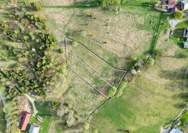 Na predaj dva investičné pozemky v obci Oščadnica, Čadca