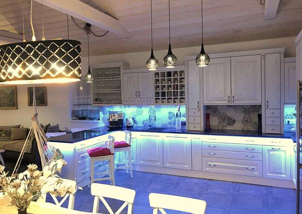 Na predaj EXKLUZÍVNA Vila v lokalite Veľký Slavkov