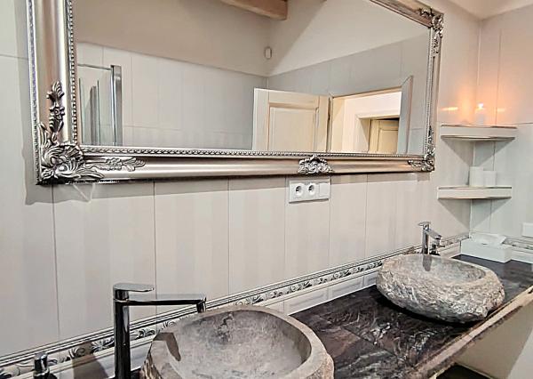 Na predaj EXKLUZÍVNA Vila v lokalite Veľký Slavkov