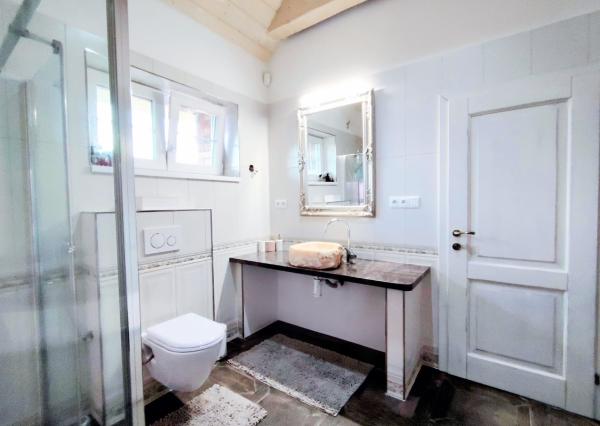 Na predaj EXKLUZÍVNA Vila v lokalite Veľký Slavkov