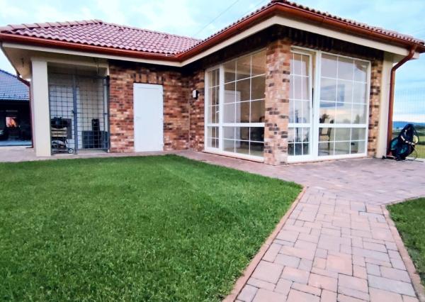 Na predaj EXKLUZÍVNA Vila v lokalite Veľký Slavkov