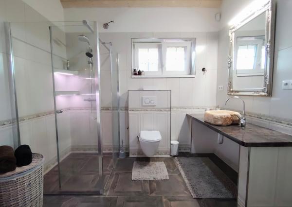 Na predaj EXKLUZÍVNA Vila v lokalite Veľký Slavkov